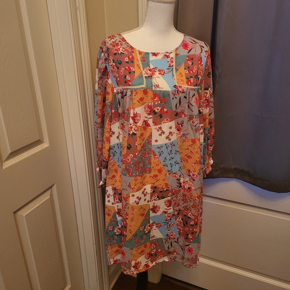 Umgee Dress Floral Pattern Size 2X - Picture 15 of 16